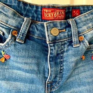 Lucky Jeans